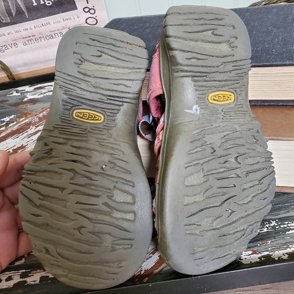 Keen Raya Honeysuckle Shoes Washable Closed Toe Whisper Pink Sandals kids sz 10 - Picture 8 of 8